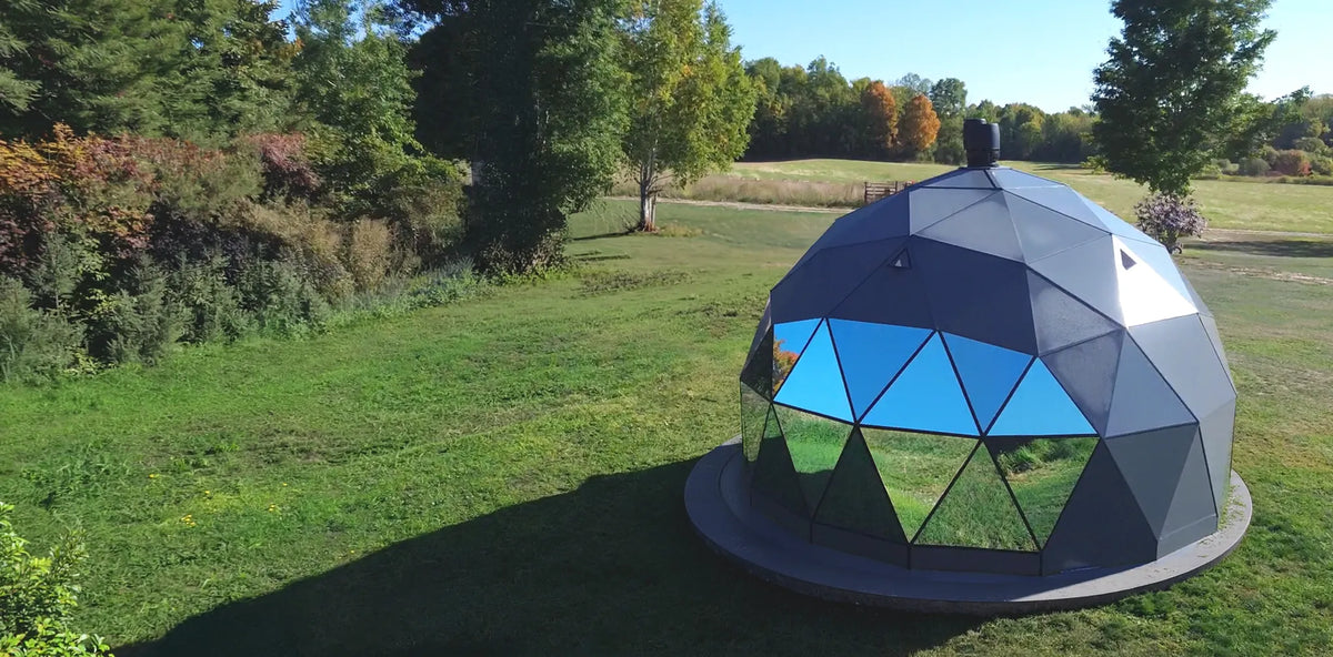 GeoHome with the Advanced Seal shell on a lawn in autumn